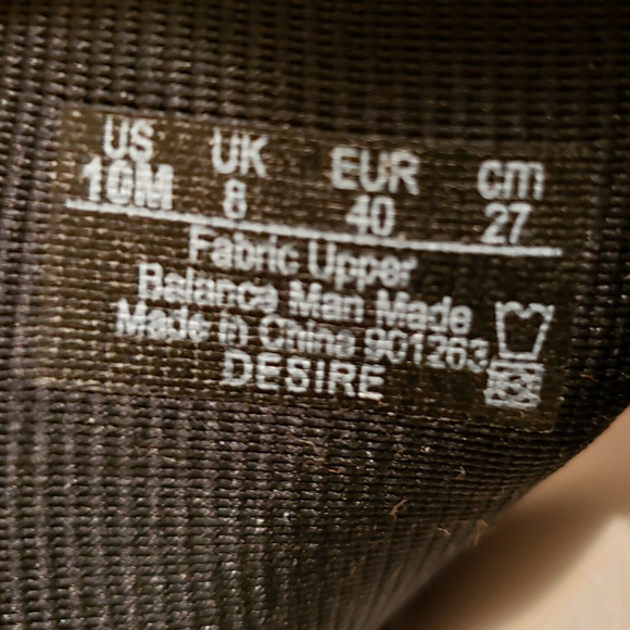 BZEES Desire Sandals Sz 10 M (fits like a size 9) Black Wedges - Picture 7 of 8